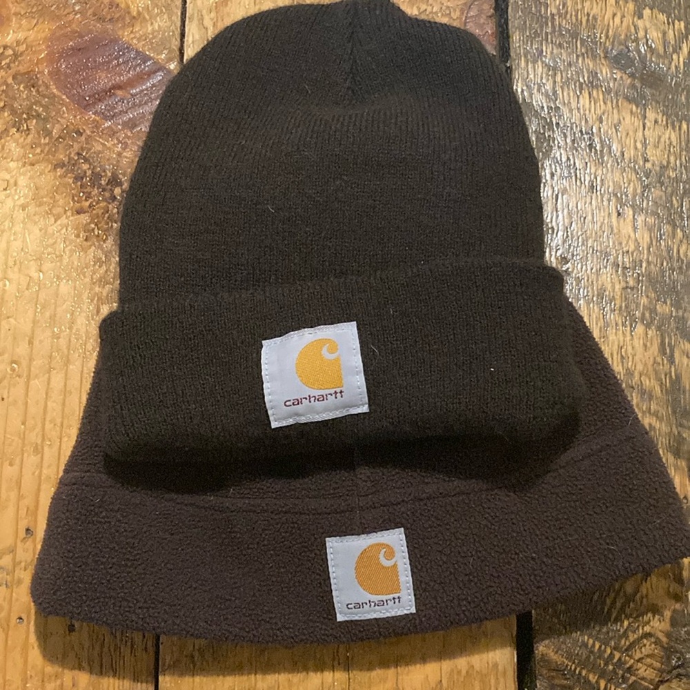 2 hat bundle Carhartt